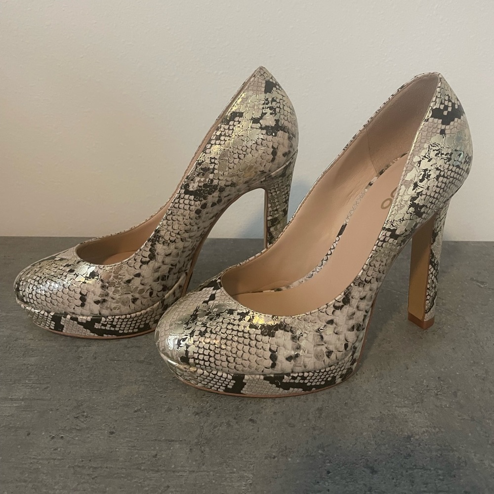 Aldi’s Snake Print Heels